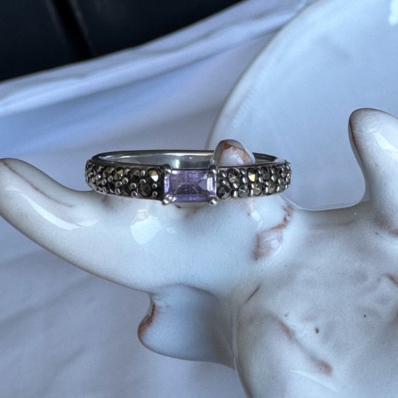 Marcasite Amethyst Pave Ring 925SS - Picture 3 of 9